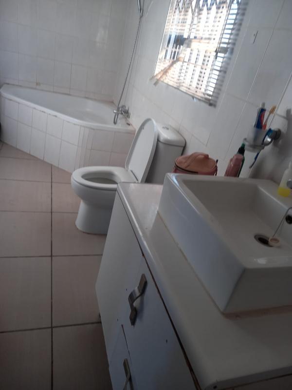 2 Bedroom Property for Sale in Thabong Free State